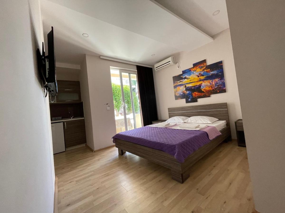 Apartments Lati Ulcinj Bagian luar foto