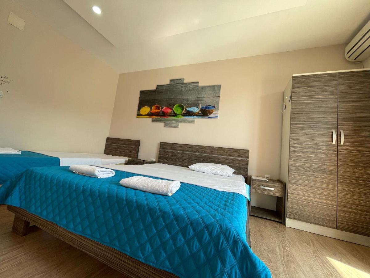 Apartments Lati Ulcinj Bagian luar foto